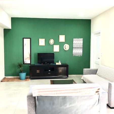 Konstantinos Apartments Parikiá Eksteriør bilde