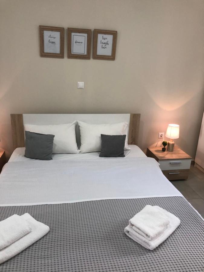Konstantinos Apartments Parikiá Eksteriør bilde